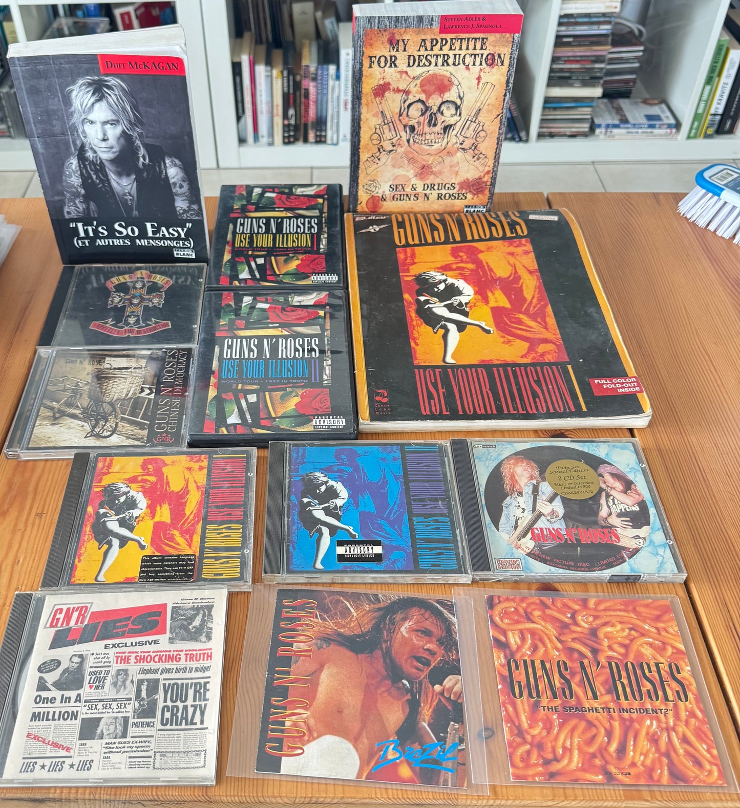 GUNS N’ ROSES – Collection 90s/00s – CDs + livres + songbooks – Bundle Vintage XX