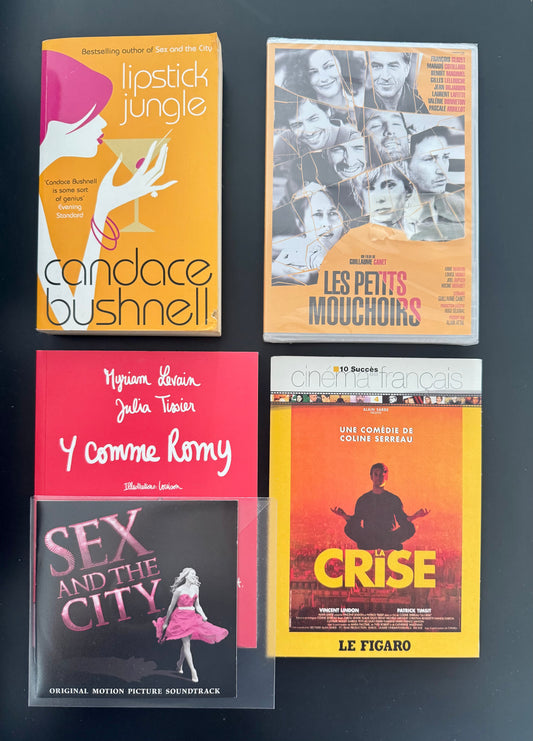 Pack Pop & City – Lipstick Jungle (Candace Bushnell, VO) + CD Sex and the City (OST) + Les Petits Mouchoirs (DVD) + La Crise (DVD) + Y comme Romy